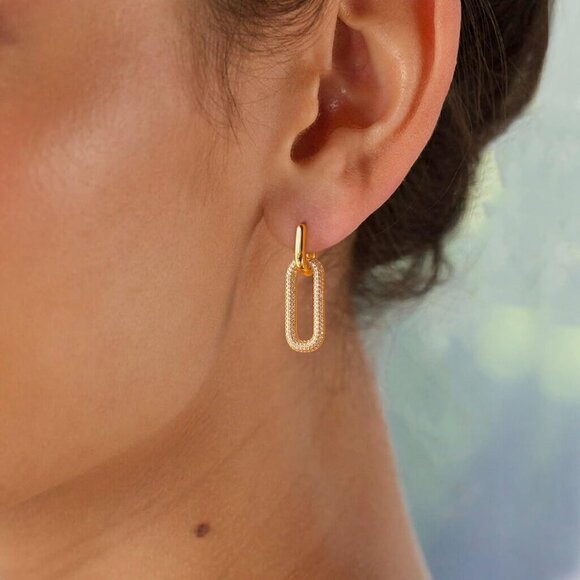 Women's Trendy Simple Dainty 14K Gold Plated Paperclip Square Hoops Earrings - Picture 3 of 7
